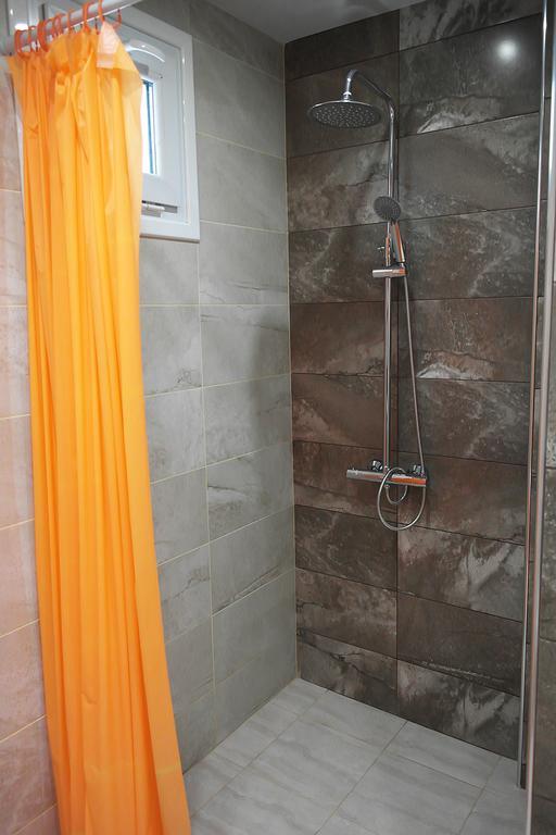 Water House Apartment Shumen Luaran gambar