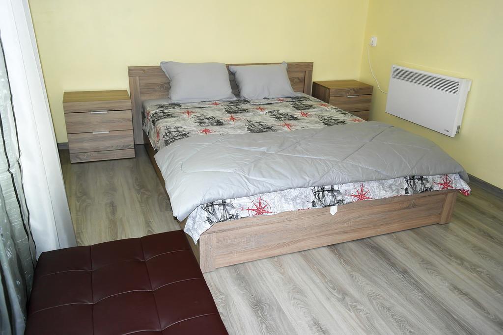 Water House Apartment Shumen Luaran gambar
