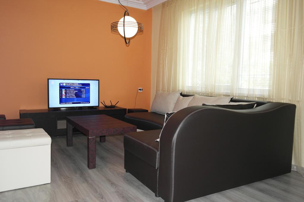 Water House Apartment Shumen Luaran gambar